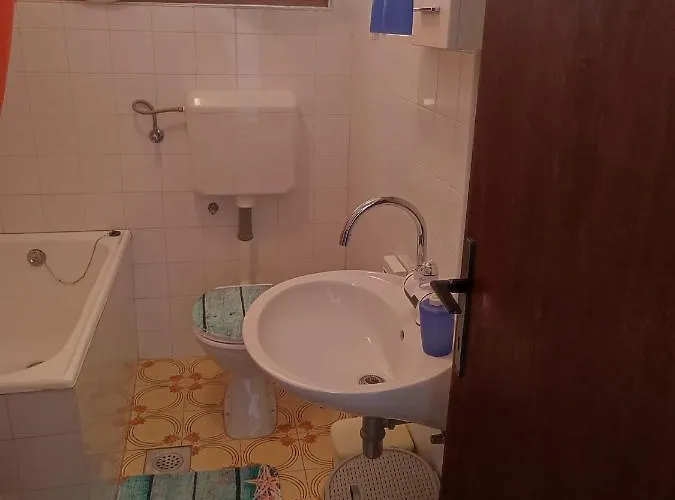 House Kod Dide Casa vacanze *