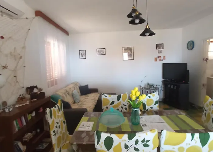 House Kod Dide Casa vacanze *